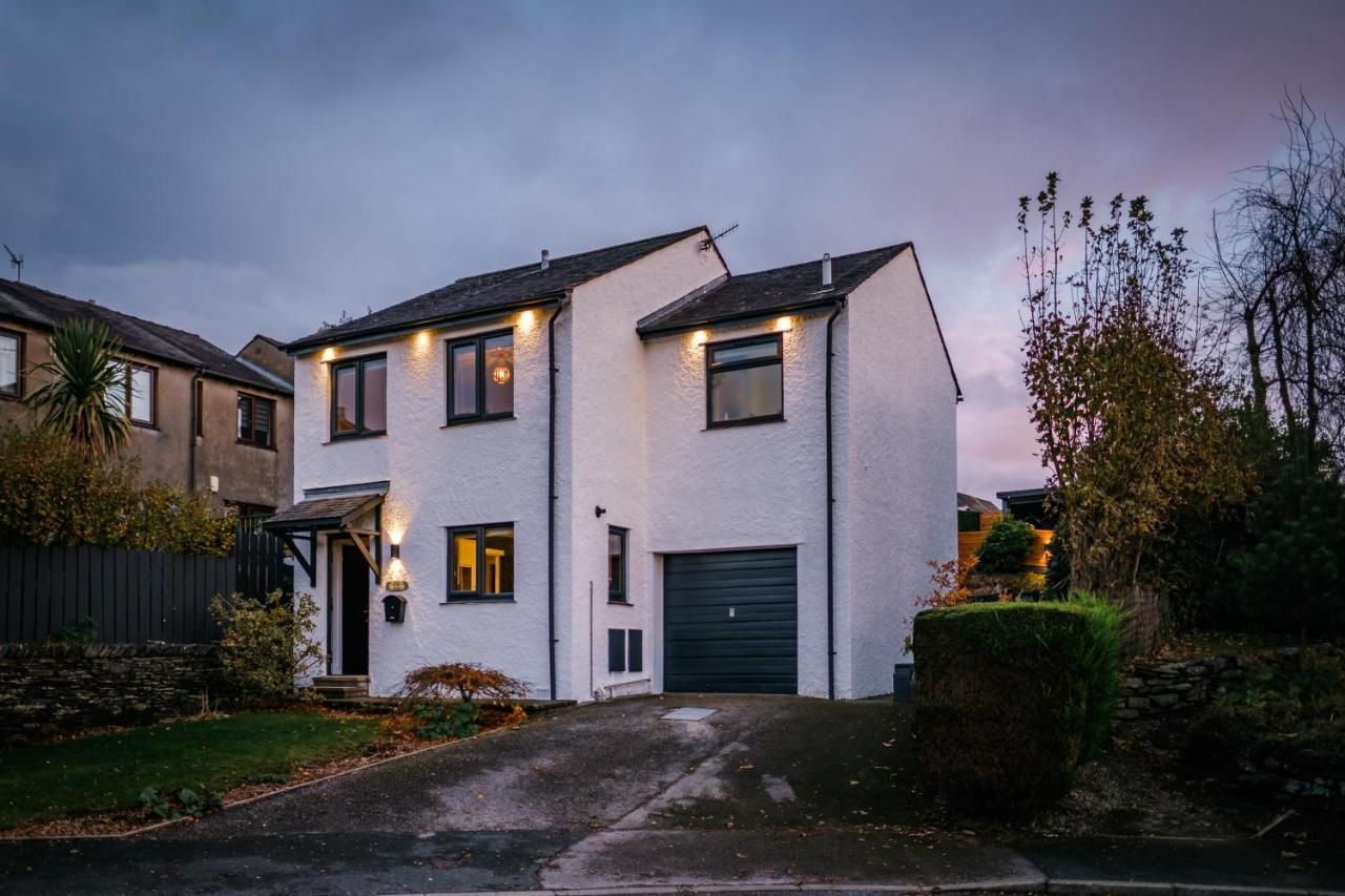 Rockside - Luxury 1 Bedroom Home With Hot Tub, Central Location, Parking And Pet Friendly Windermere Luaran gambar